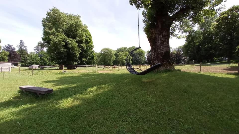 Les Gites De Recoleine Nébouzat Exteriör bild
